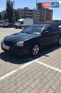 Chevrolet Evanda  2004