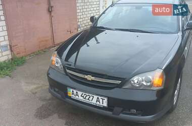 Chevrolet Evanda  2005
