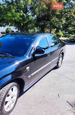 Chevrolet Evanda  2005