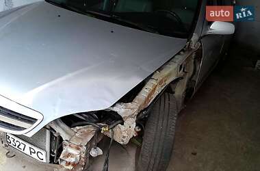 Chevrolet Evanda  2005