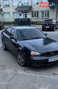 Chevrolet Evanda  2005