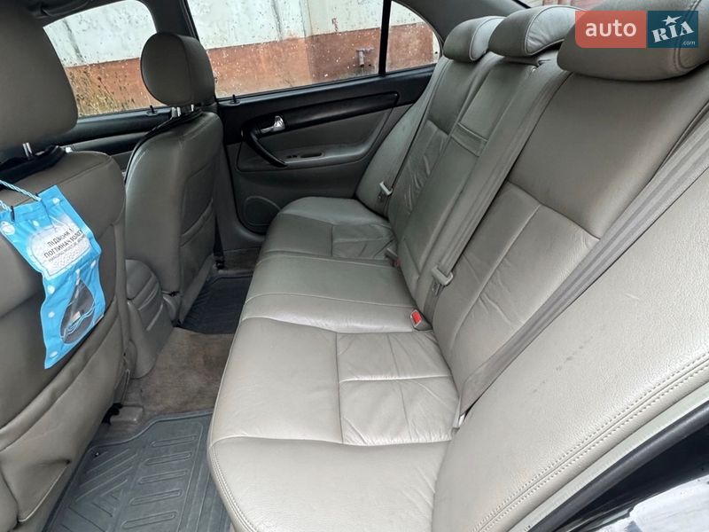 Седан Chevrolet Evanda 2005 в Чернігові
