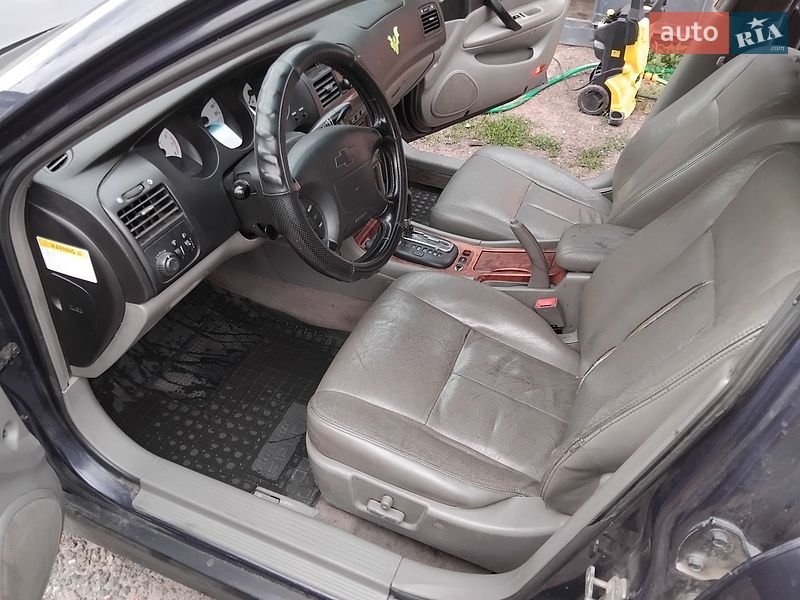 Седан Chevrolet Evanda 2004 в Ніжині