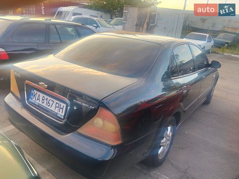 Седан Chevrolet Evanda 2005 в Киеве фото 4 Седан Chevrolet Evanda 2005 в Киеве
