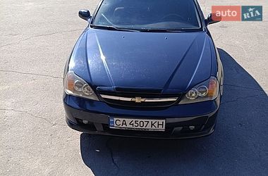 Chevrolet Evanda  2005
