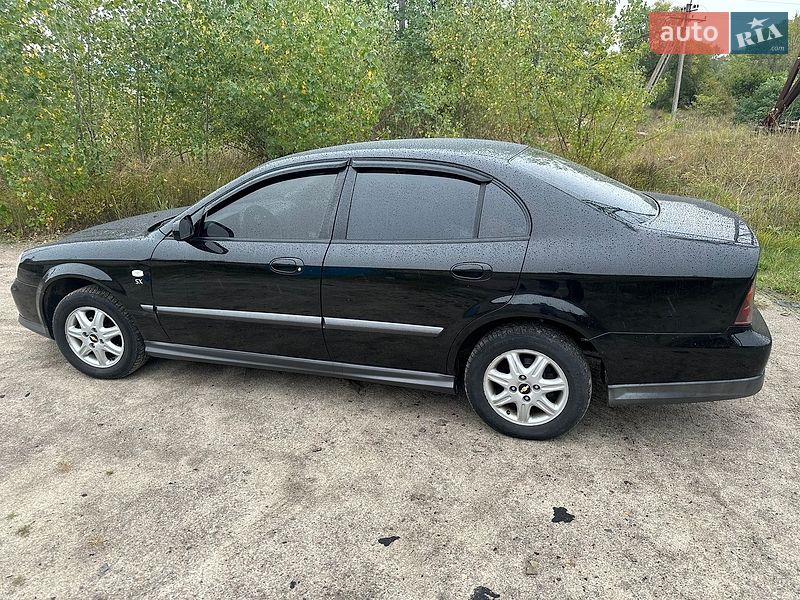 Седан Chevrolet Evanda 2006 в Кременчуге
