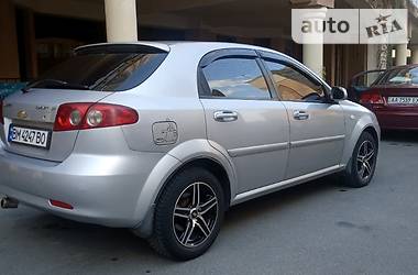 Chevrolet Lacetti  2005