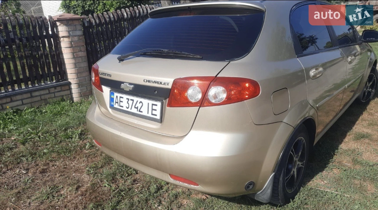2010 Chevrolet Lacetti - мініатюра 3