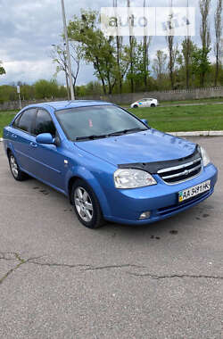 Chevrolet Lacetti  2004