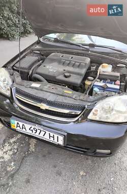 Chevrolet Lacetti  2004