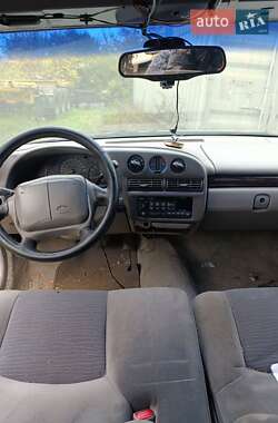 Chevrolet Lumina  1996