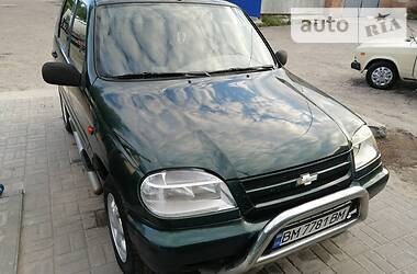 Chevrolet Niva  2005