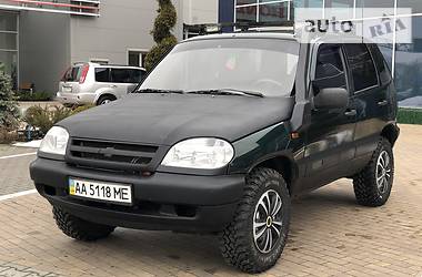 Chevrolet Niva  2005