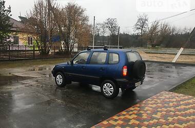 Chevrolet Niva  2006