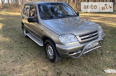 Chevrolet Niva  2008