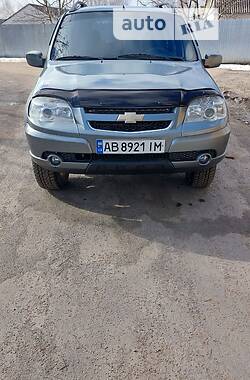 Chevrolet Niva  2010