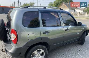 Chevrolet Niva  2015