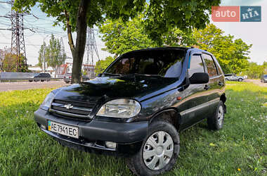 Chevrolet Niva  2006