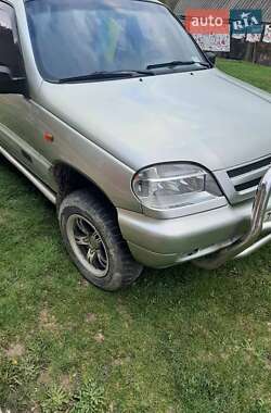 Chevrolet Niva  2007