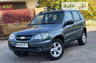 Chevrolet Niva  2013