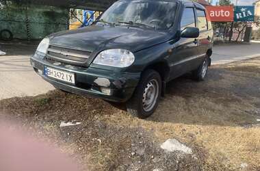 Chevrolet Niva 2003