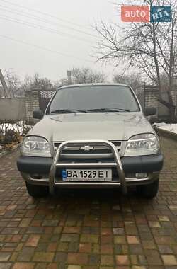 Chevrolet Niva  2007