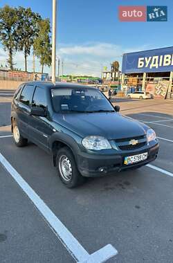 Chevrolet Niva  2013