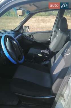 Chevrolet Niva  2008