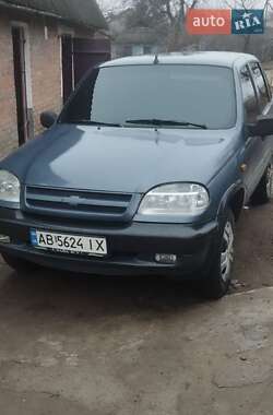 Chevrolet Niva  2008