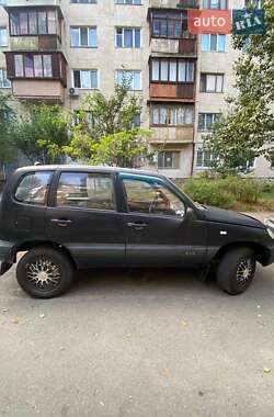 Chevrolet Niva  2006