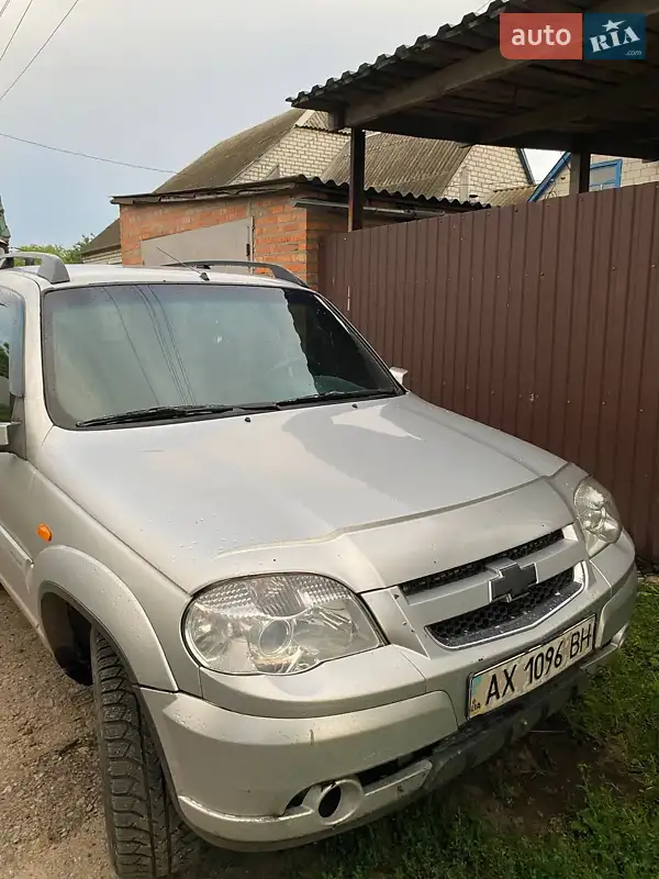 Chevrolet Niva 2010
