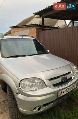 Chevrolet Niva  2010