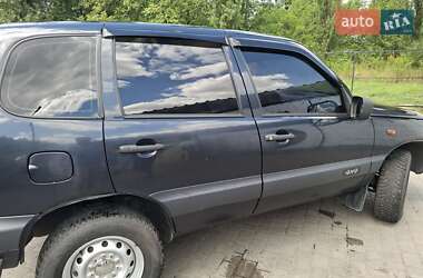 Chevrolet Niva  2008