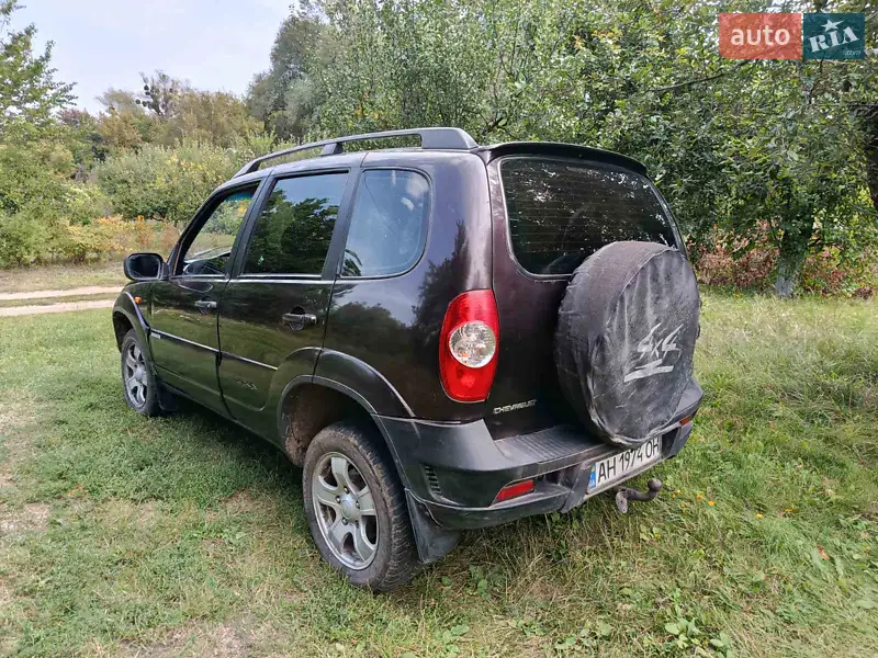 Chevrolet Niva 2010
