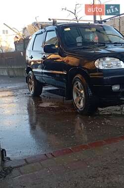 Chevrolet Niva  2007