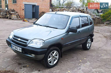 Chevrolet Niva  2006