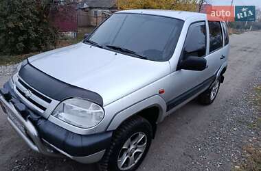 Chevrolet Niva  2006