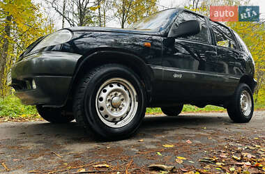 Chevrolet Niva  2007