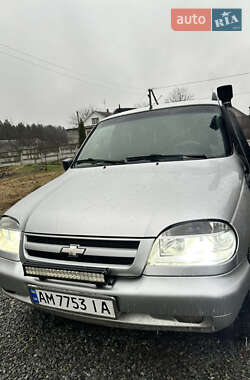 Chevrolet Niva  2007