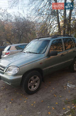 Chevrolet Niva  2007