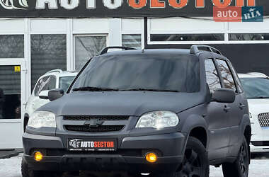 Chevrolet Niva  2010