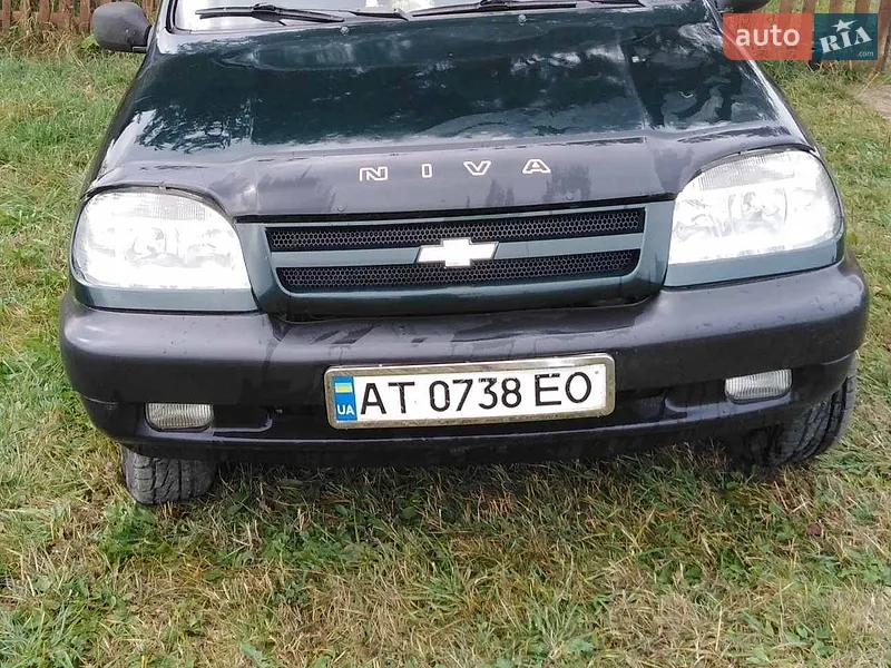 Chevrolet Niva 2004