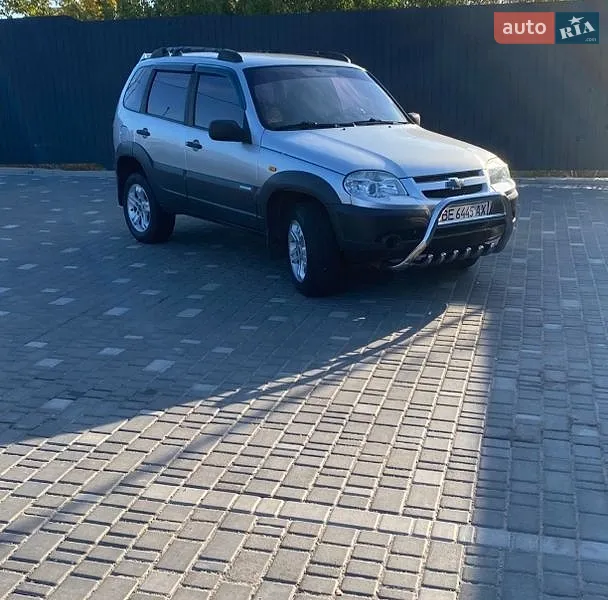 Chevrolet Niva 2010