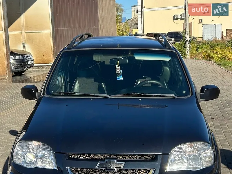 Chevrolet Niva 2011