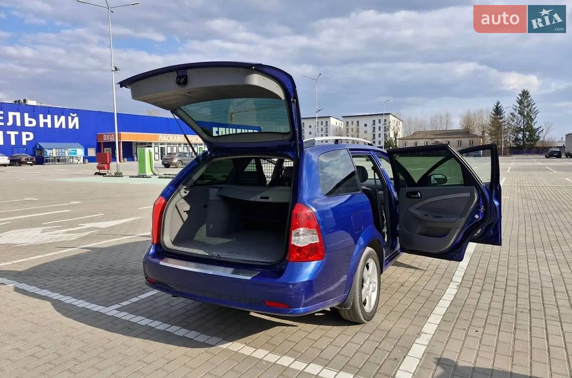 Chevrolet Nubira 2006 VIN KL1NF35BJ6K344986 фото оголошення 2 з 5