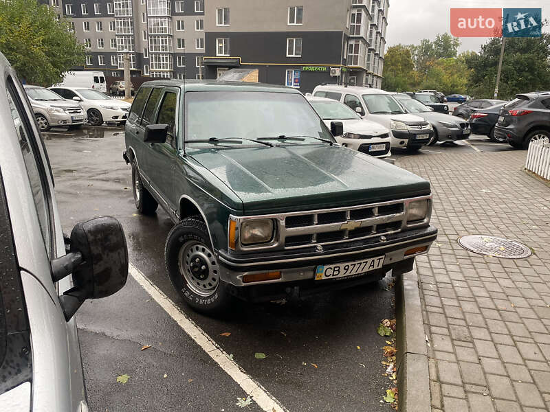 Позашляховик / Кросовер Chevrolet S-10