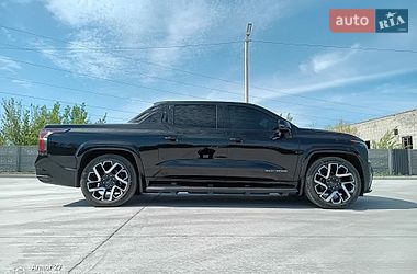 Chevrolet Silverado EV 2024