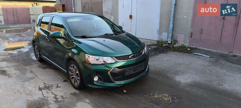 Легковые Chevrolet Sonic