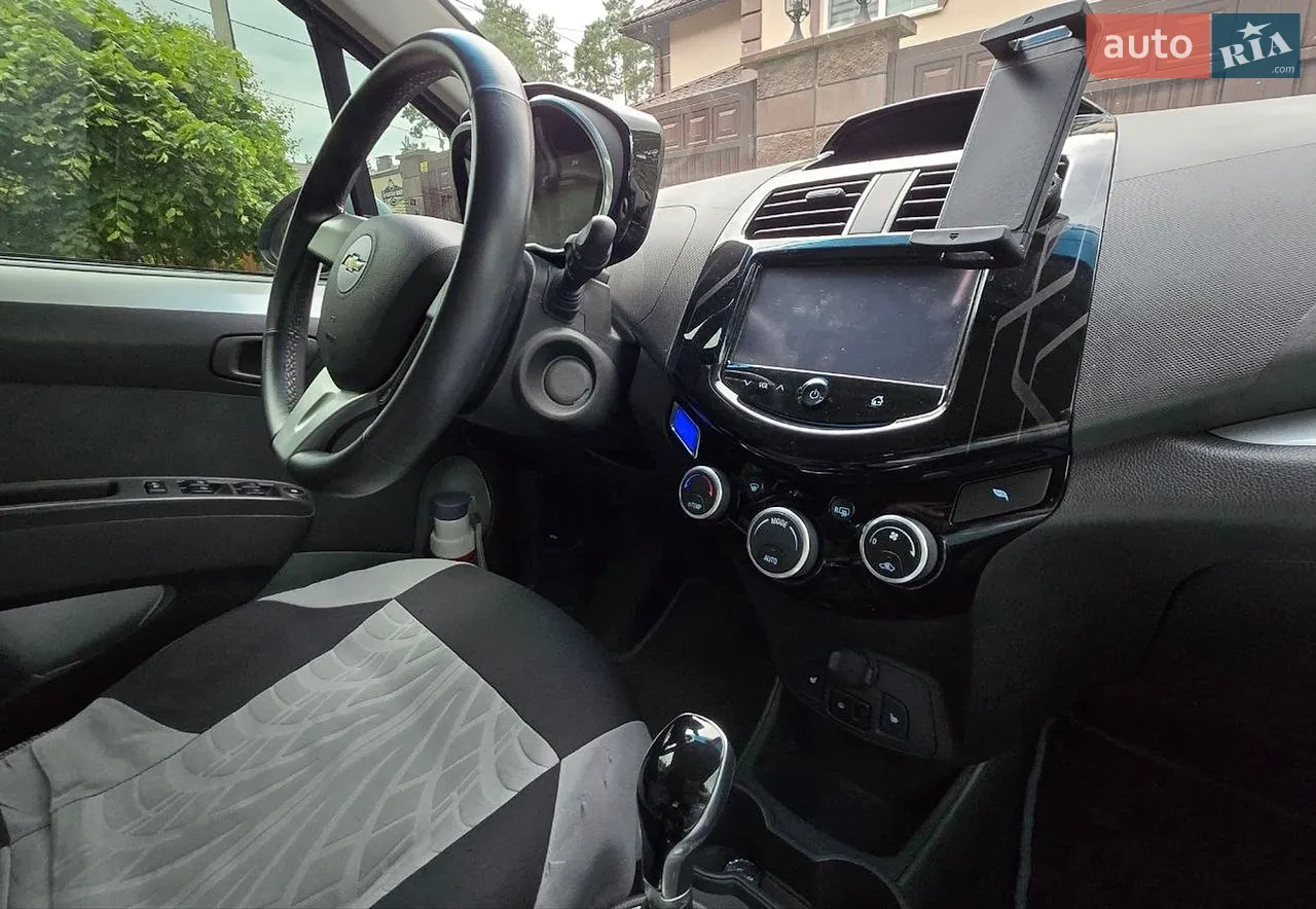 2015 Chevrolet Spark - мініатюра 5