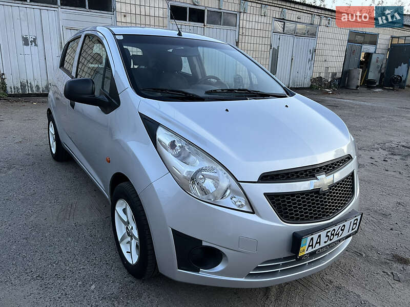 Легкові Chevrolet Spark